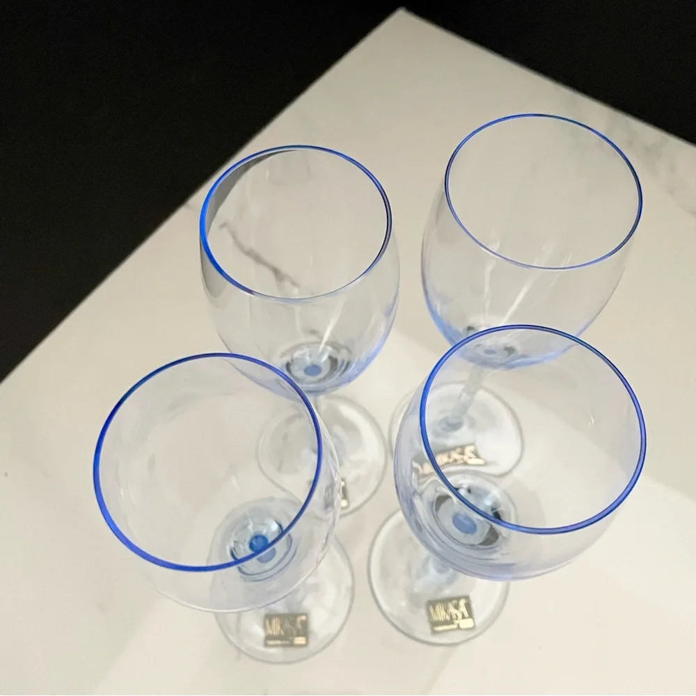 SET of 4 Elite Blue Flutes by Mikasa